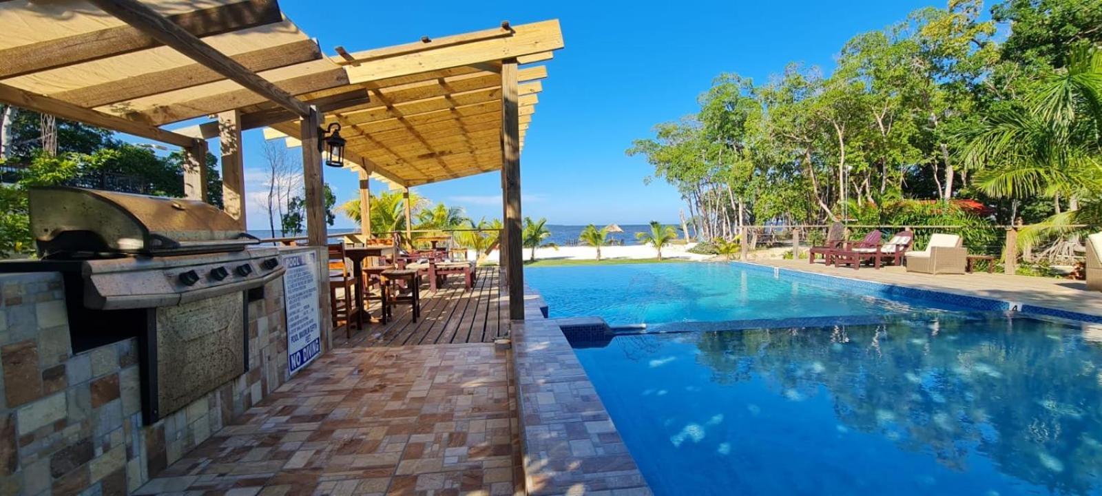 Seaside Chateau Resort Belize City Eksteriør bilde